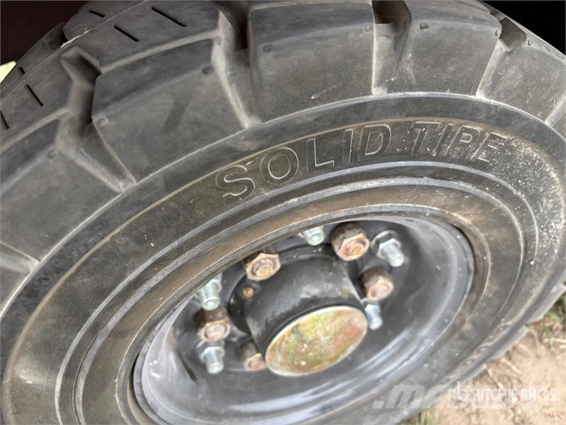  SDLOOL SL-E15 3300 lb Electric Forklift (Unused) شاحنات ذات رافعات شوكية تعمل بالكهرباء