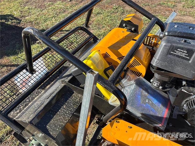  SDLOOL SL-LM1000Q Remote Control , Tracks Lawn Mow 乗用・自走モア/芝刈り機