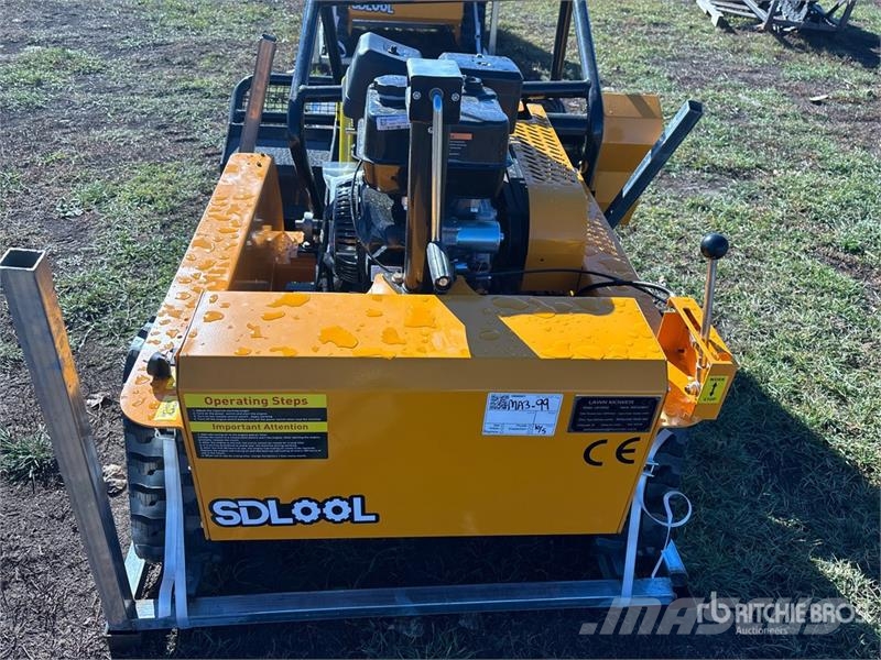  SDLOOL SL-LM1000Q Remote Control , Tracks Lawn Mow 乗用・自走モア/芝刈り機