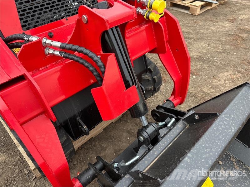  SDLOOL SL-V1000 Mini Compact Track Loader (Unused) لوادر انزلاقية التوجيه