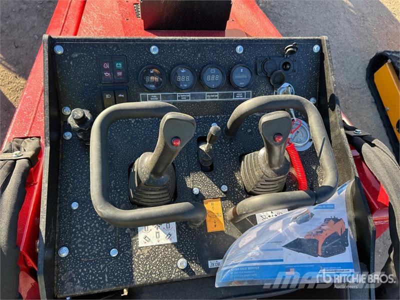  SDLOOL SL-V1000 Mini Compact Track Loader (Unused) لوادر انزلاقية التوجيه
