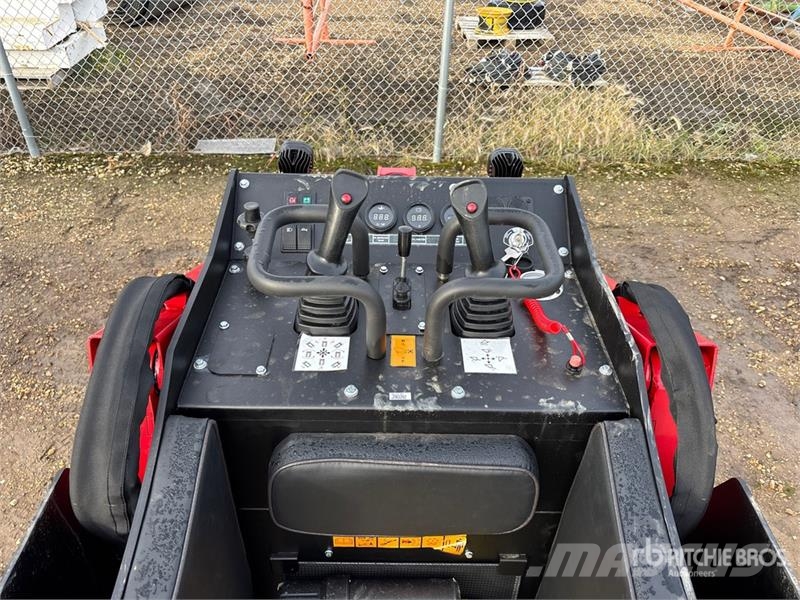 SDLOOL SL-V1000 Mini Compact Track Loader (Unused) Skid steer mini utovarivači