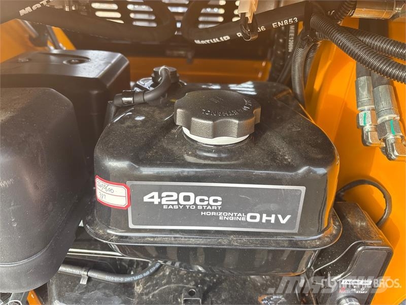 SDLOOL SL360T Kompaktlader