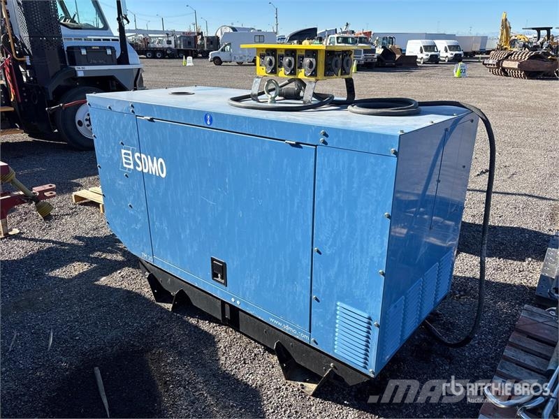 Sdmo TM20UCM 20 kW Generator Set Dyzeliniai generatoriai