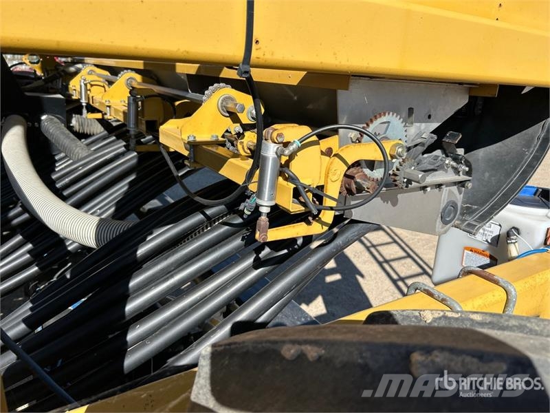 Seedmaster 7012 70 ft 0 in Air Drill Drillmaschinen