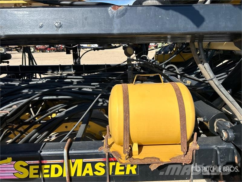 Seedmaster 7012 70 ft 0 in Air Drill Drillmaschinen