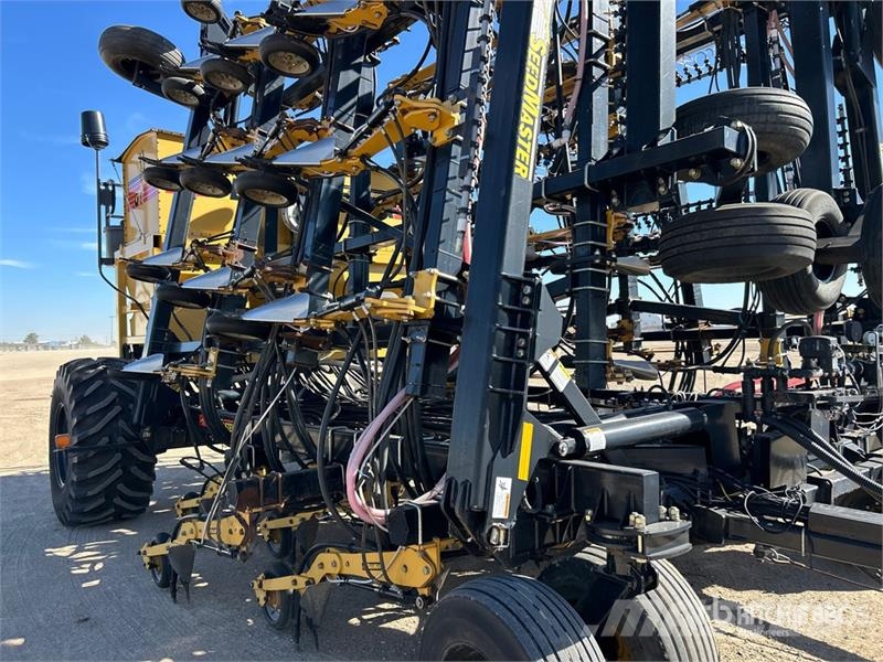 Seedmaster 7012 70 ft 0 in Air Drill Drillmaschinen