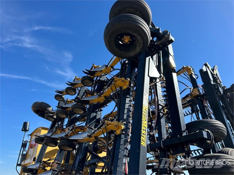 Seedmaster 7012 70 ft 0 in Air Drill Drillmaschinen