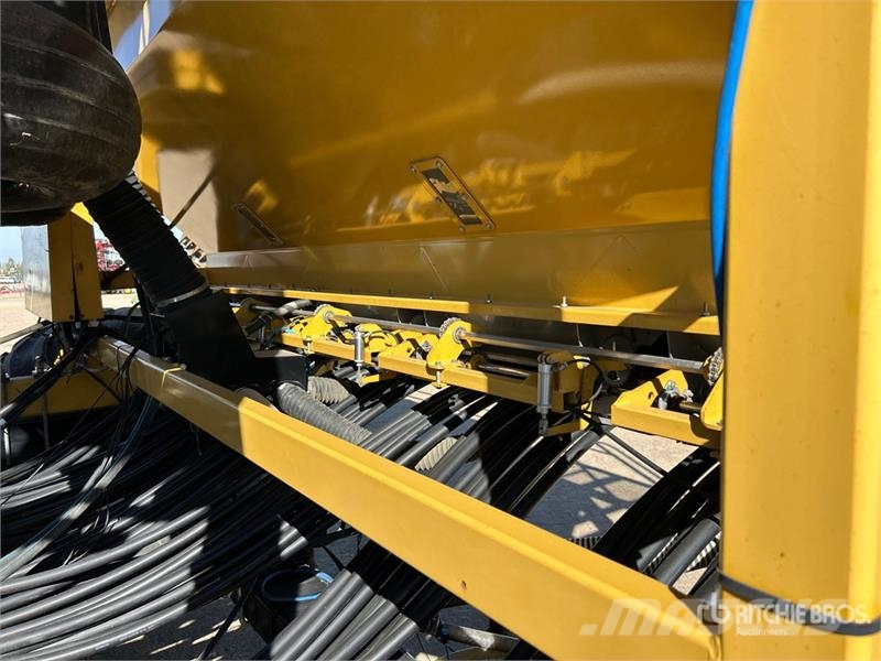 Seedmaster 7012 70 ft 0 in Air Drill Drillmaschinen