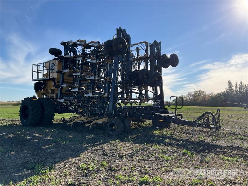 Seedmaster 7012 Ultra Pro II 70 ft Air Drill Drills