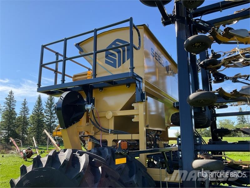 Seedmaster 7012 Ultra Pro II 70 ft Air Drill Külvikud