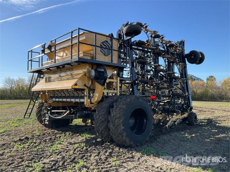 Seedmaster 7012 Ultra Pro II 70 ft Air Drill Drills