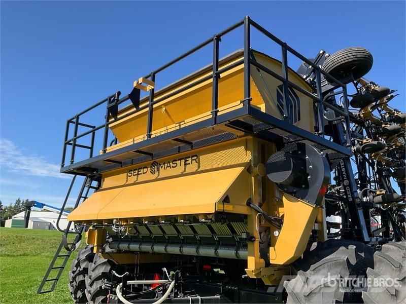 Seedmaster 7012 Ultra Pro II 70 ft Air Drill Külvikud