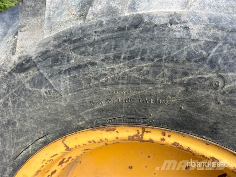 Sellick 6000 6000 lb Pneumatic Tire Forklift Muut haarukkatrukit