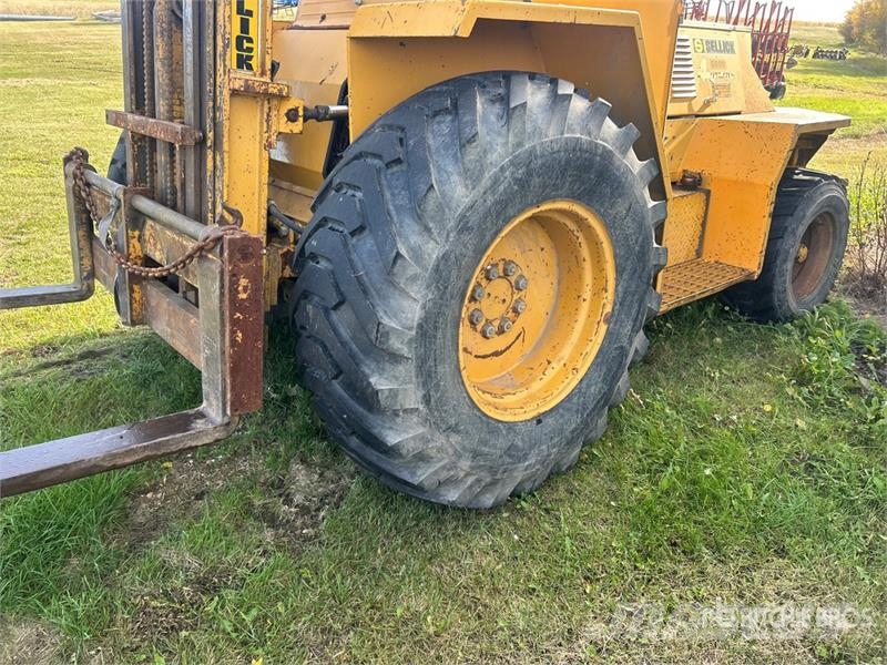 Sellick 6000 6000 lb Pneumatic Tire Forklift Muut haarukkatrukit