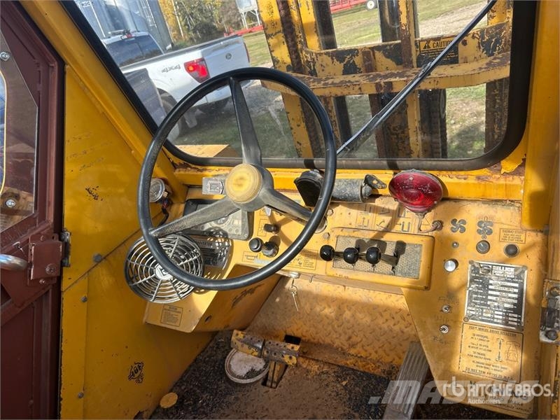 Sellick 6000 6000 lb Pneumatic Tire Forklift Muut haarukkatrukit