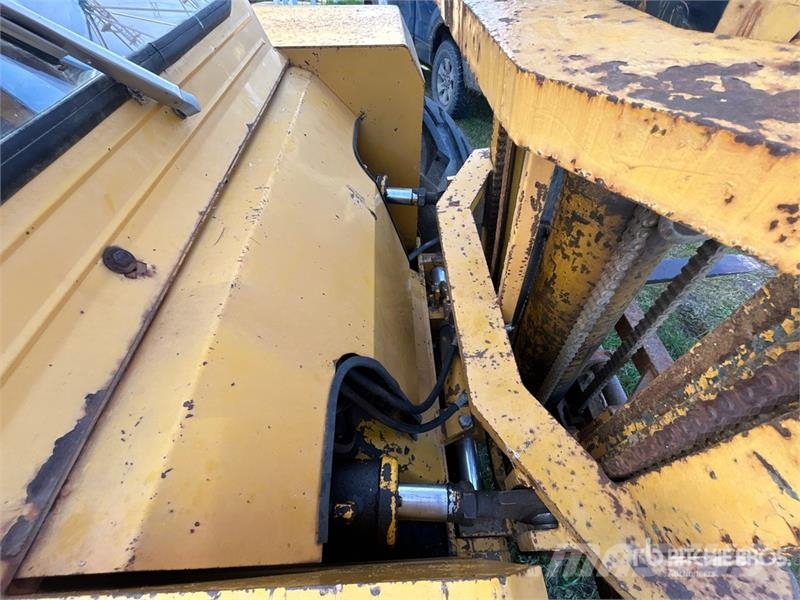 Sellick 6000 6000 lb Pneumatic Tire Forklift Muut haarukkatrukit