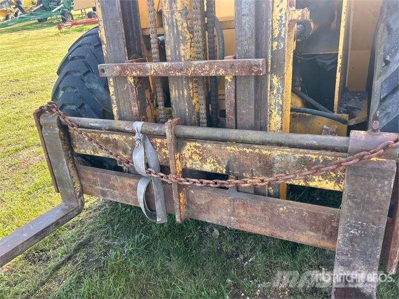 Sellick 6000 6000 lb Pneumatic Tire Forklift Muut haarukkatrukit