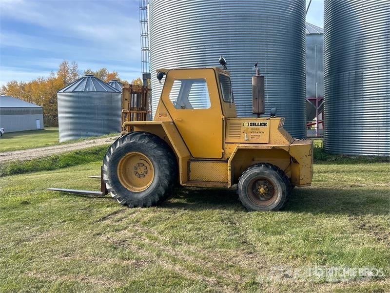 Sellick 6000 6000 lb Pneumatic Tire Forklift Muut haarukkatrukit