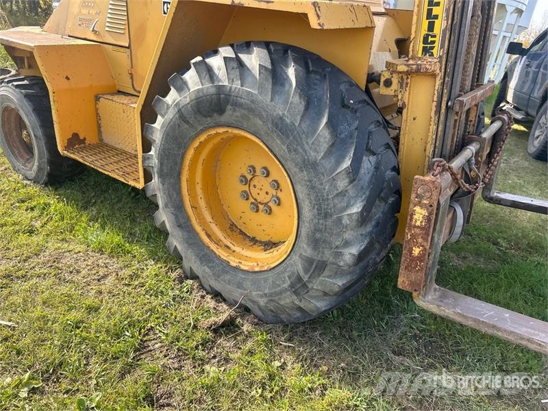 Sellick 6000 6000 lb Pneumatic Tire Forklift Muut haarukkatrukit