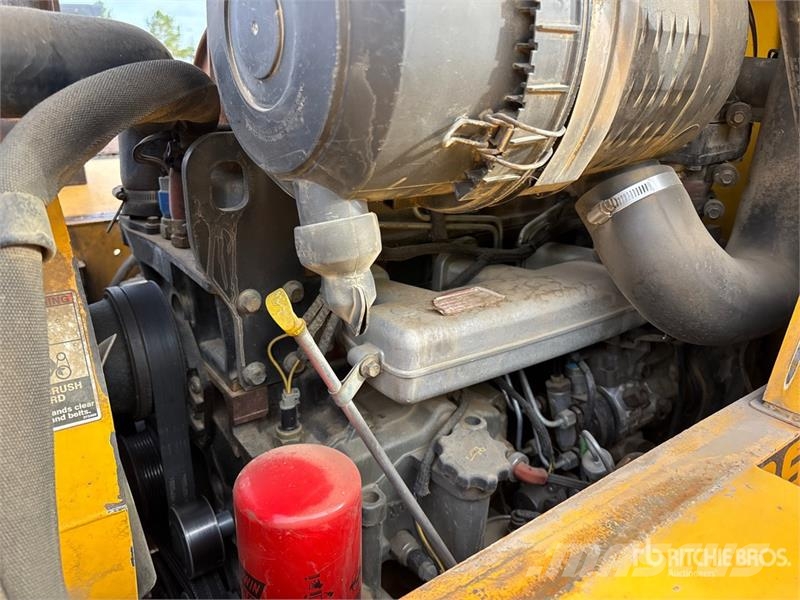 Sellick S-80 8000 lb 4x4 Rough Terrain Forklift 험지용 트럭