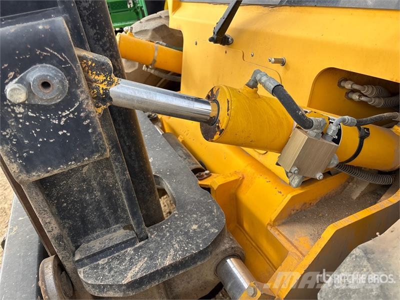 Sellick S-80 8000 lb 4x4 Rough Terrain Forklift 험지용 트럭