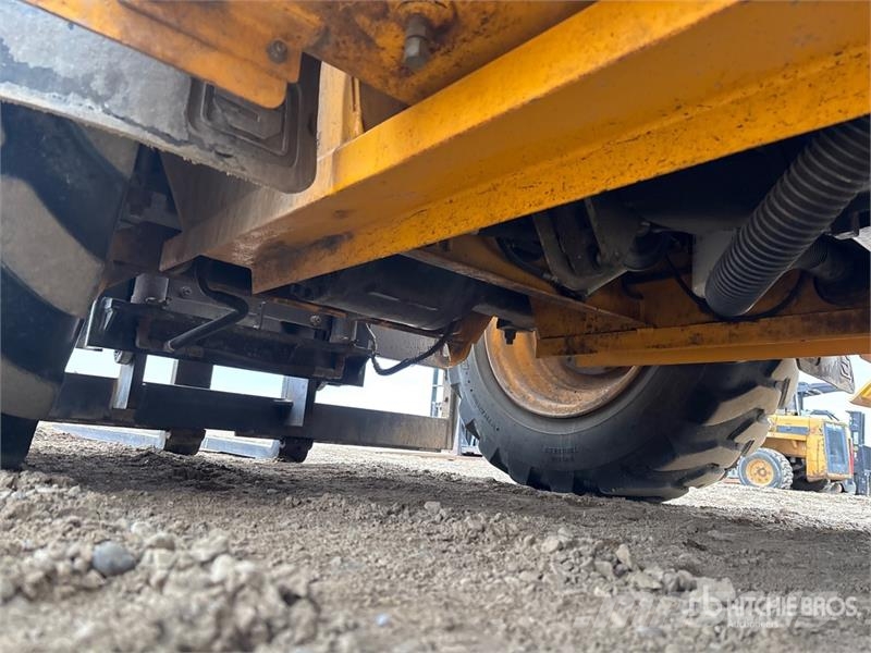 Sellick S80 8000 lb 4x4 Rough Terrain Forklift Elevatore per esterni