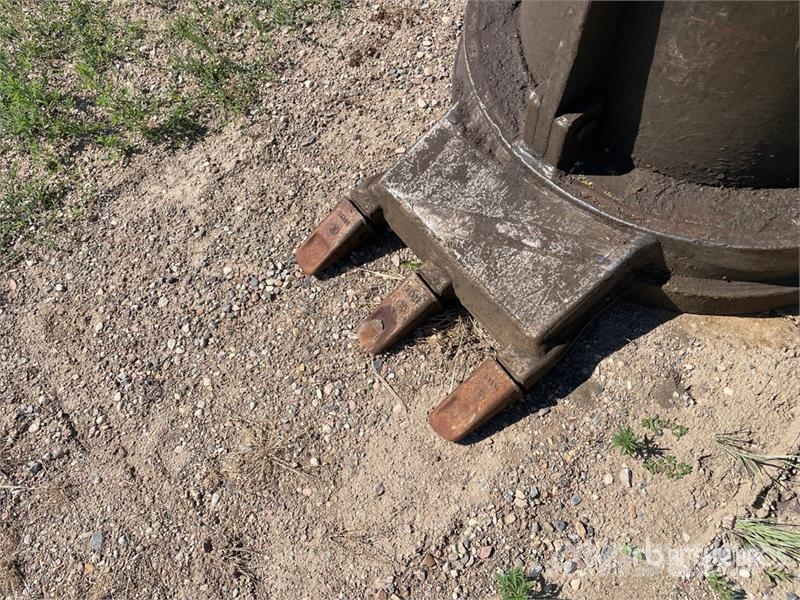 Shearforce HMG42-T 72 in Hydraulic Scrap Magnet Строителство - Други