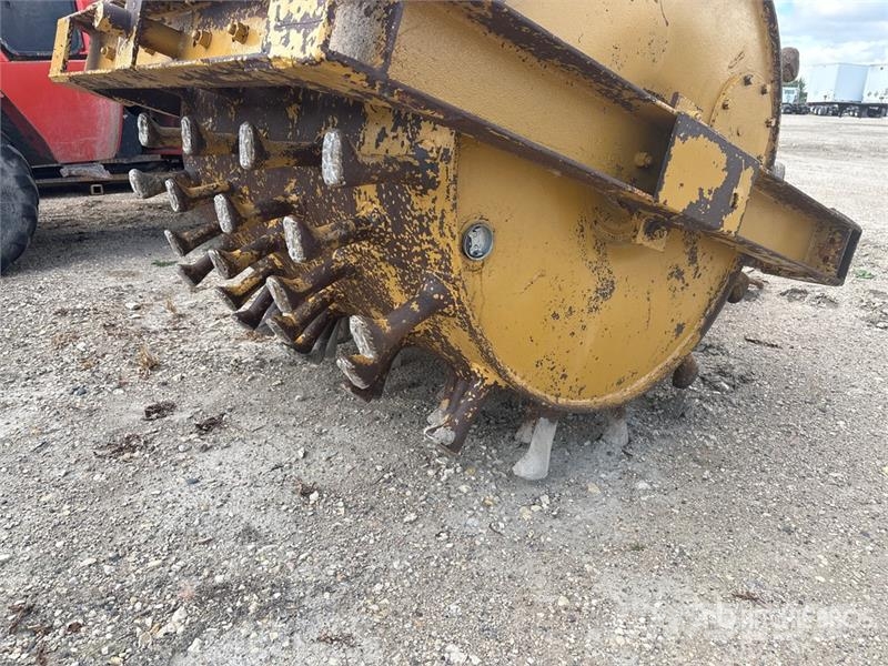 Sheep Foot Pull Behind Compactor Cilindri compactori tractabili cu vibratii