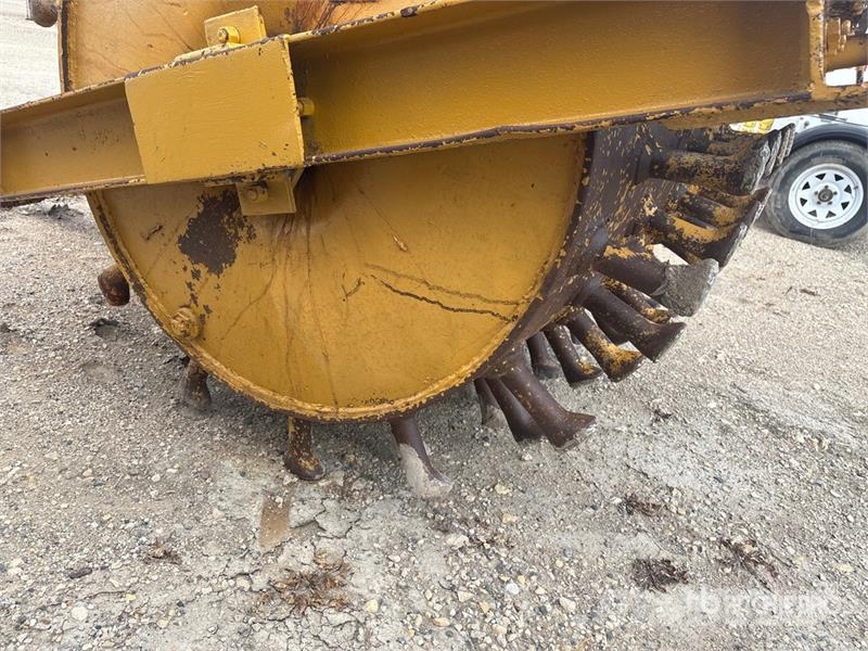 Sheep Foot Pull Behind Compactor Cilindri compactori tractabili cu vibratii