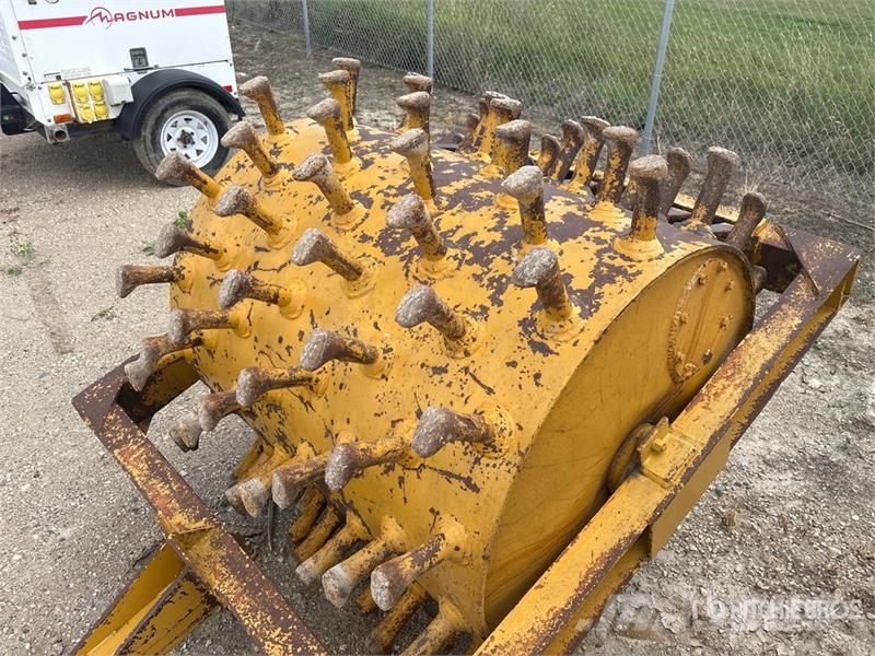 Sheep Foot Pull Behind Compactor Cilindri compactori tractabili cu vibratii