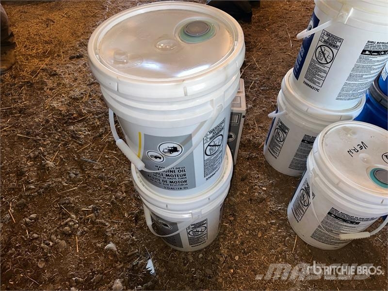  Shell Quantity of Rotella 15W-40 Engine Oil Andre komponenter