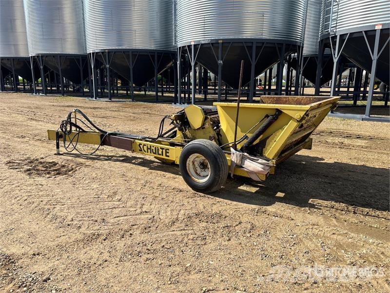 Shulte 52 in Fork Type Rock Picker Stenenrapers