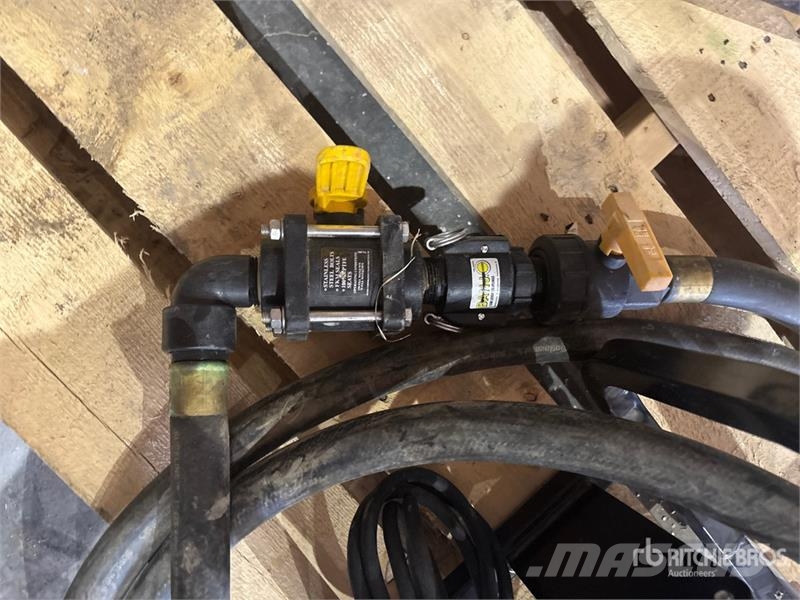 Shur-Flo 1.5 in Chemical Pump ポンプとミキサー