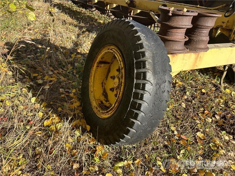 Shur-Way 7 Wheel Root Rake Ostale poljoprivredne mašine