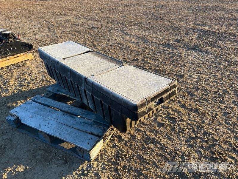 Side-Mount Behind-The-Cab Truck Tool Box Sonstige Baumaschinen