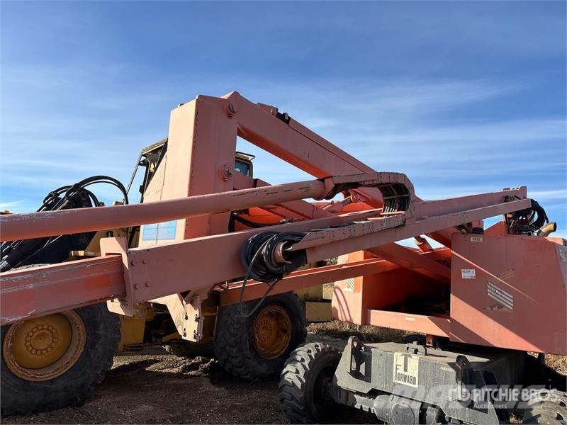 Simon AT60 4WD Diesel Articulating Boom Lift (Inoperable Zglobne podizne platforme