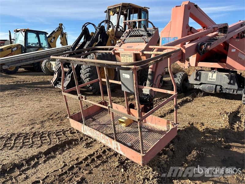 Simon AT60 4WD Diesel Articulating Boom Lift (Inoperable Zglobne podizne platforme