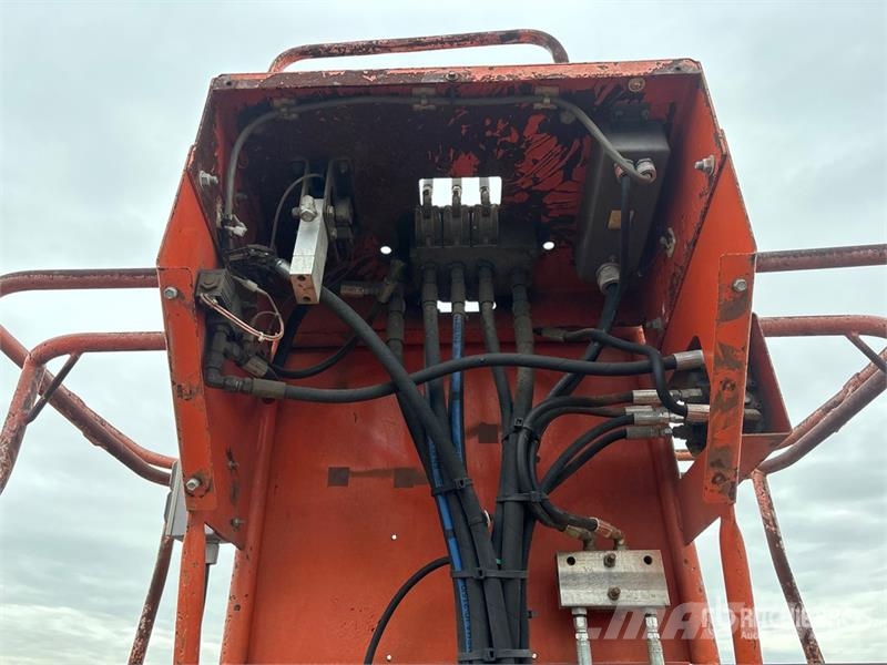 Simon MPN-40 2WD Dual Fuel Telescopic Boom Lift (Inopera Телескопические подъемники