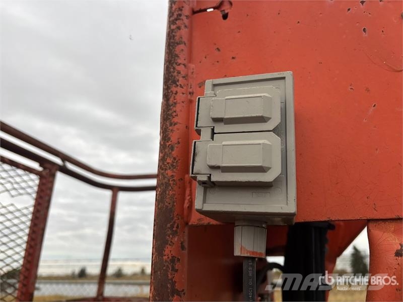 Simon MPN-40 2WD Dual Fuel Telescopic Boom Lift (Inopera Телескопические подъемники