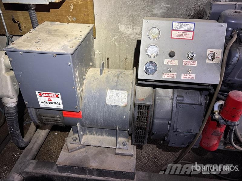 Simson Maxwell 50 kW Containerized Dual Generator  Diesel generatoren
