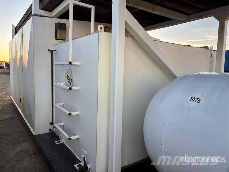 Simson Maxwell 50 kW Containerized Dual Generator  مولدات ديزل