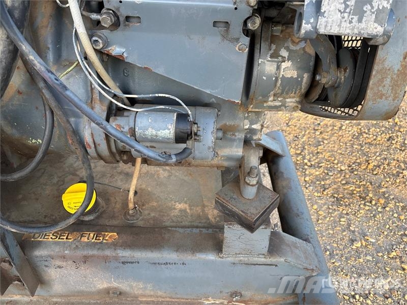 Simson Maxwell UCI 184 20 kW Skid-Mounted Generato Diesel Generatorer