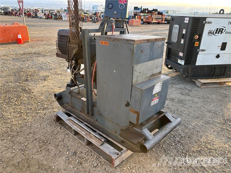 Simson Maxwell UCI 184 20 kW Skid-Mounted Generato Diesel Generatorer