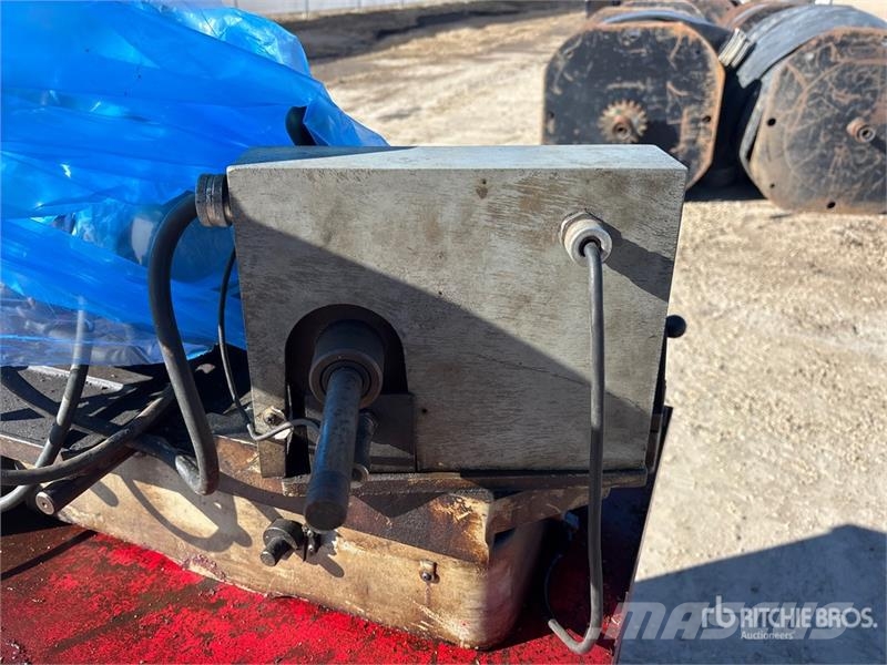  Sioux Tools Cylinder Head Valve Refacing Machine Drugi deli