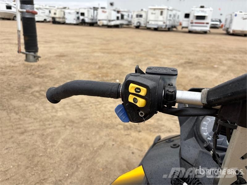 Ski-doo Summit X 800 Snowmobile Snežne sani