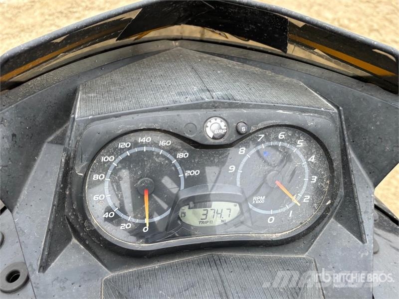 Ski-doo Summit X 800 Snowmobile Snežne sani