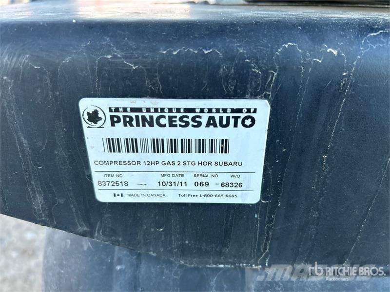 Skid-Mounted 30 gal Air Compressor Kompressorit