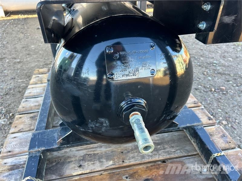 Skid-Mounted 30 gal Air Compressor Kompressorit