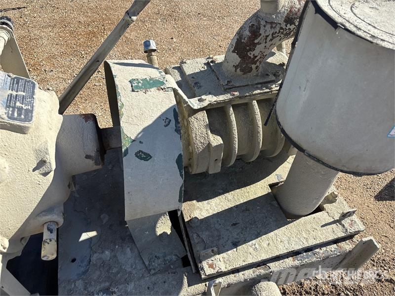  Skid-Mounted Cement Blower Sonstige Baumaschinen